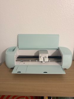Cricut Explore 3 Bundle
