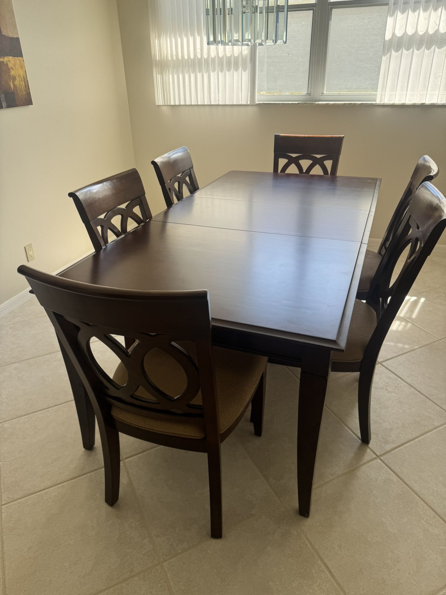 Solid Wood Dining Room Table /6 Chairs - 78” x 40” - Excellent Condition