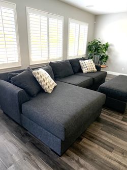 Gray Sectional Couch from Jerome’s