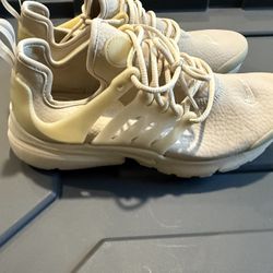 Nike Presto PRM Size 7 Woman’s 