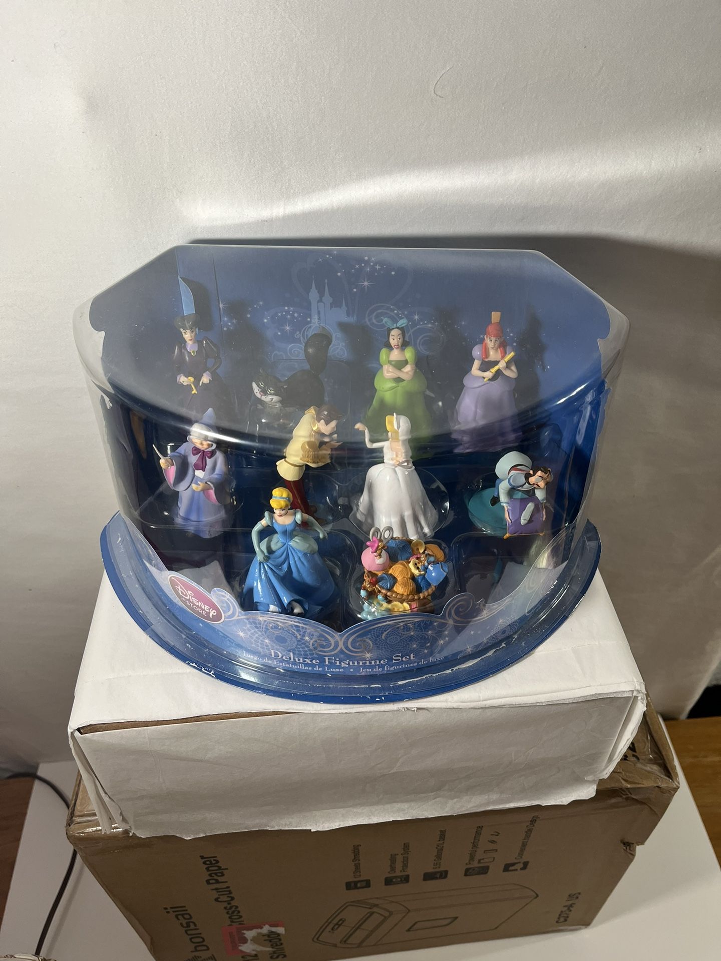 Disney’s Cinderella figurine set