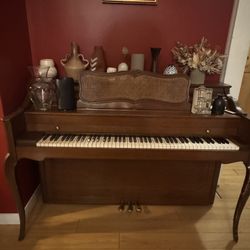 Upright Piano - Amazing Condition 