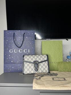 Gucci Chain Wallet