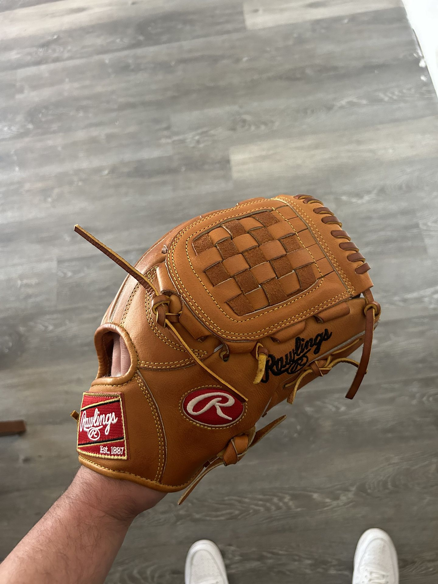 Rawlings Heart Of The Hide Baseball Glove