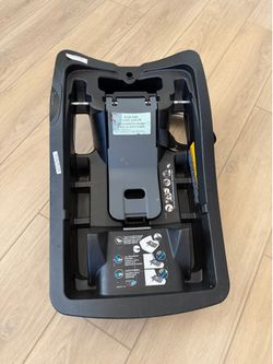 FREE EvenFlow car seat base & stroller attachment (car seat and stroller base NOT included)