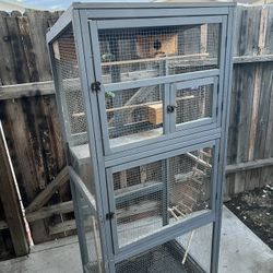 Birdcage With Rollers