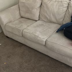 Free Couch 