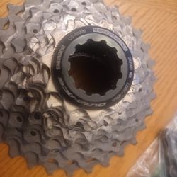 Dura-Ace 12 speed cassette and chain all for $70 FIRM 