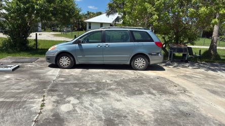 2009 Toyota Sienna