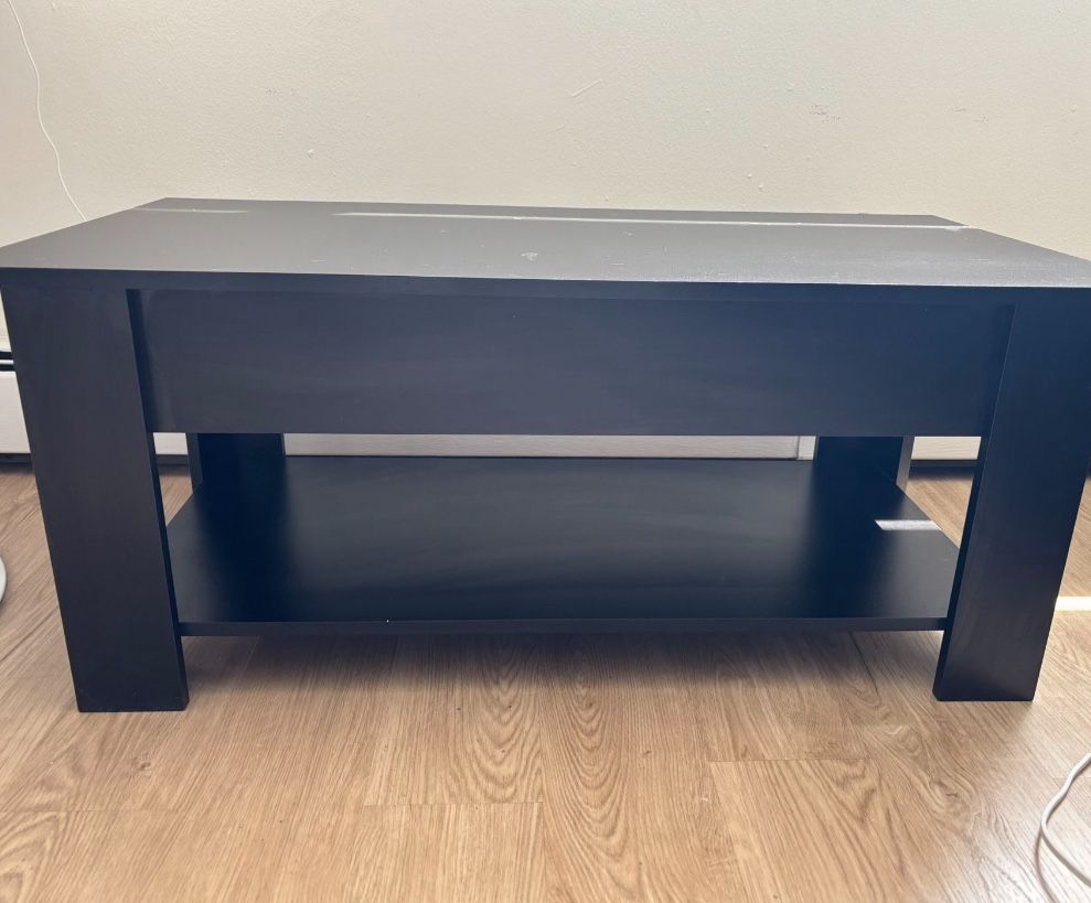 Lift Table with storage