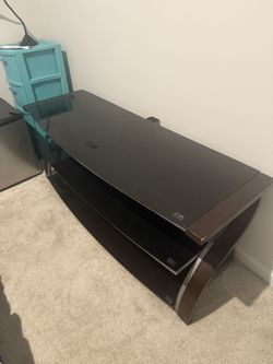 65 In TV Stand