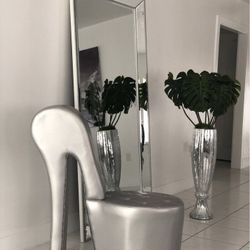 Glam heel Chair