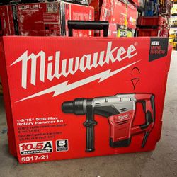 Milwaukee 1-1/16" SDS MAX ROTARY HAMMER $379
