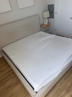 King size bed with mattress