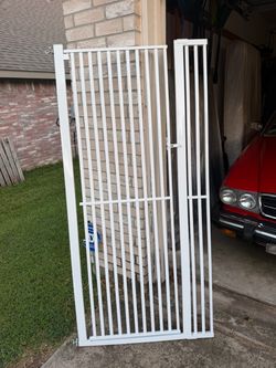Free Pet Gate… Just pick it up.