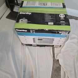 Window Air Conditioner