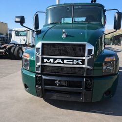 Mack AN64T