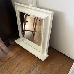 Nice heavy wood frame mirror !!