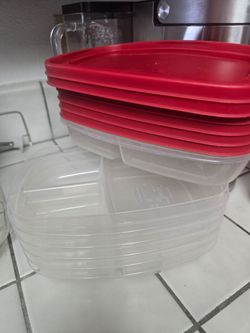 6 Rubbermaid food prep containers