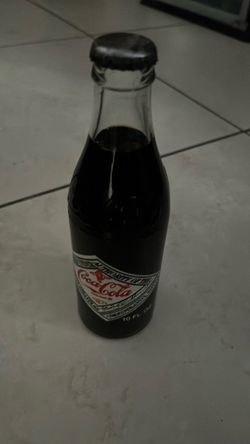 1977 Coca-Cola bottle 75 year old anniversary