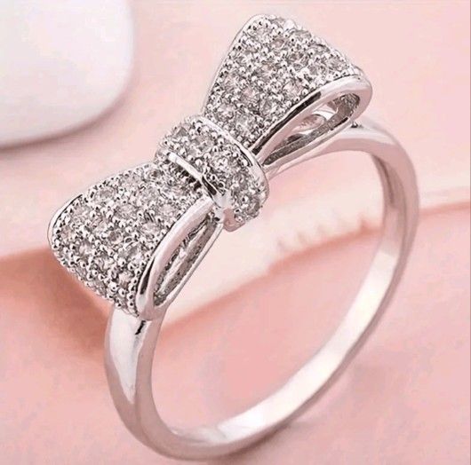 Bow Ring with Rhinestones