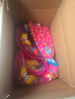 Girls swim floaties
