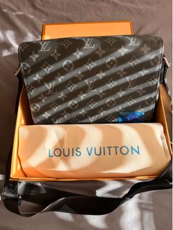 LV Fashionable Mens Loui