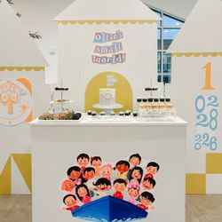 Free Castle Backdrop Party Decoration