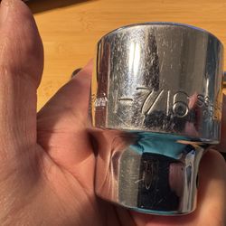 Carlyle 1 7/16 12 Point Socket Plus 18 Mm Wrench 