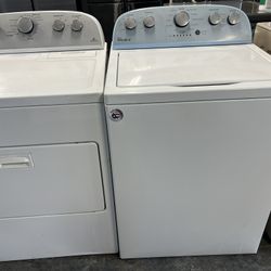 Whirpool Set Of Washer And Dryer