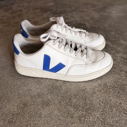 Veja V-12 Leather Sneakers Size 8