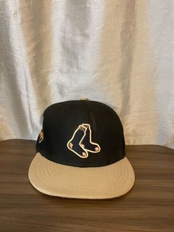 GOOD CONDITION - Size 7 Sox MLB Baseball Cap