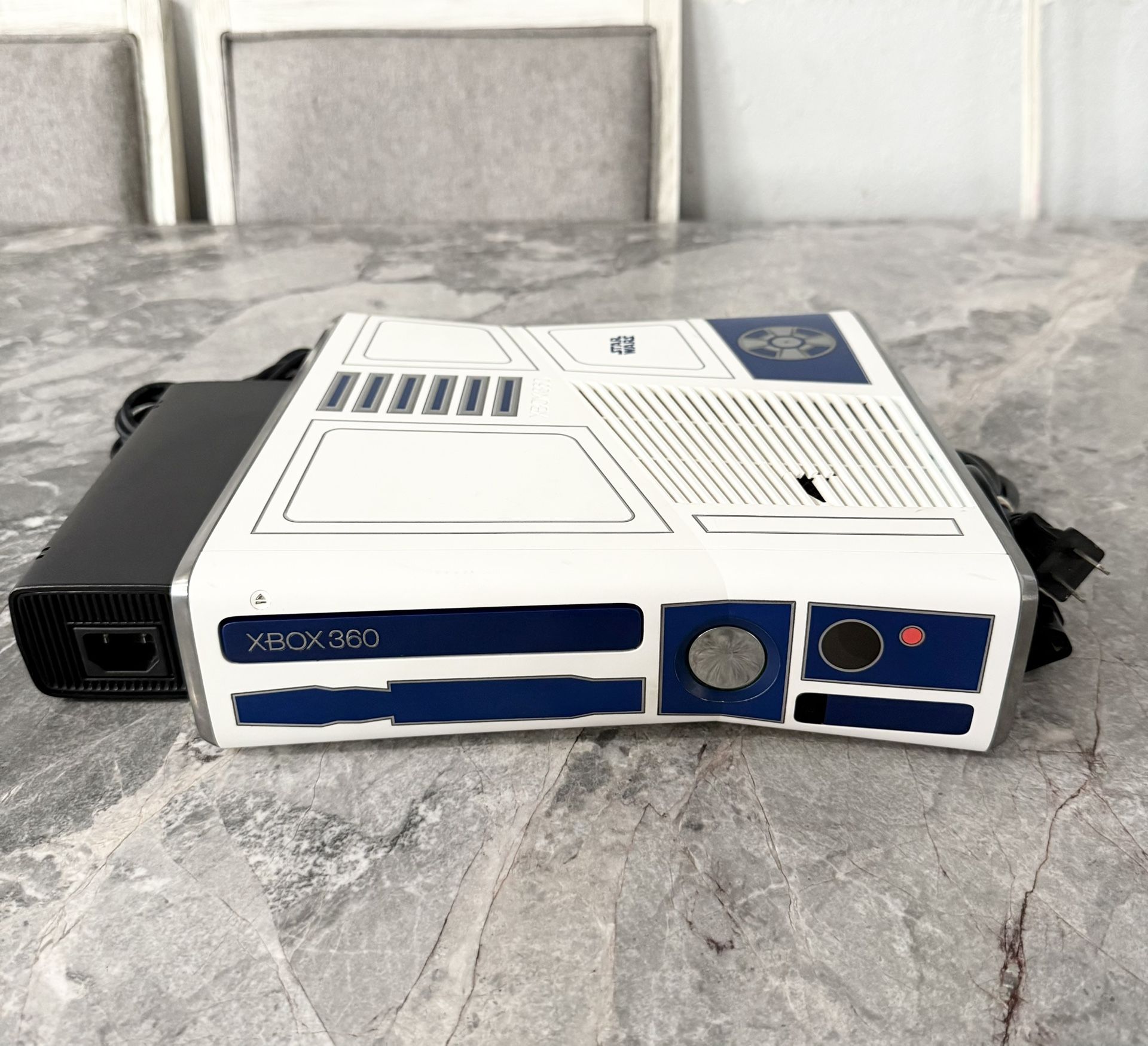 Microsoft Xbox 360 S Slim R2D2 Star Wars 320GB Console w/ Power Cord