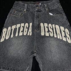 Bottega Desires Shorts Size 30