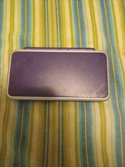 Nintendo New 3DS XL Purple Handheld Console