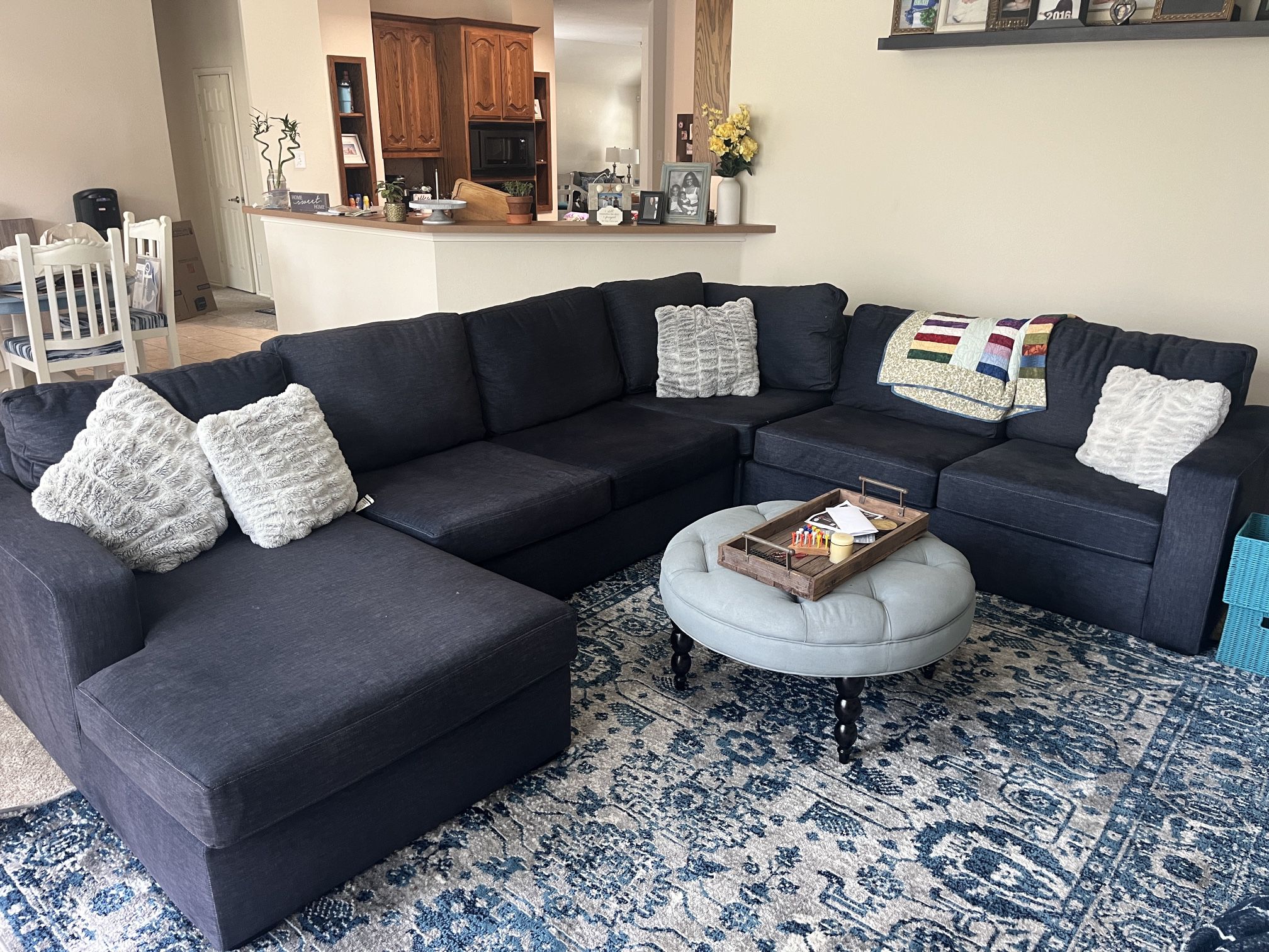 Living Spaces 4-Piece sectional for Sale 