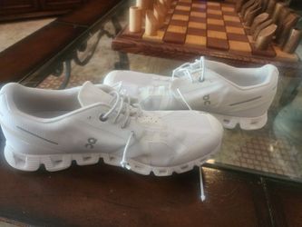 On cloud Shoes 