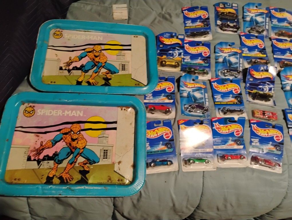 Hot Whell Cars And Batman TV Trays