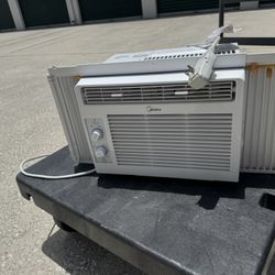 AC Excellent Condition 