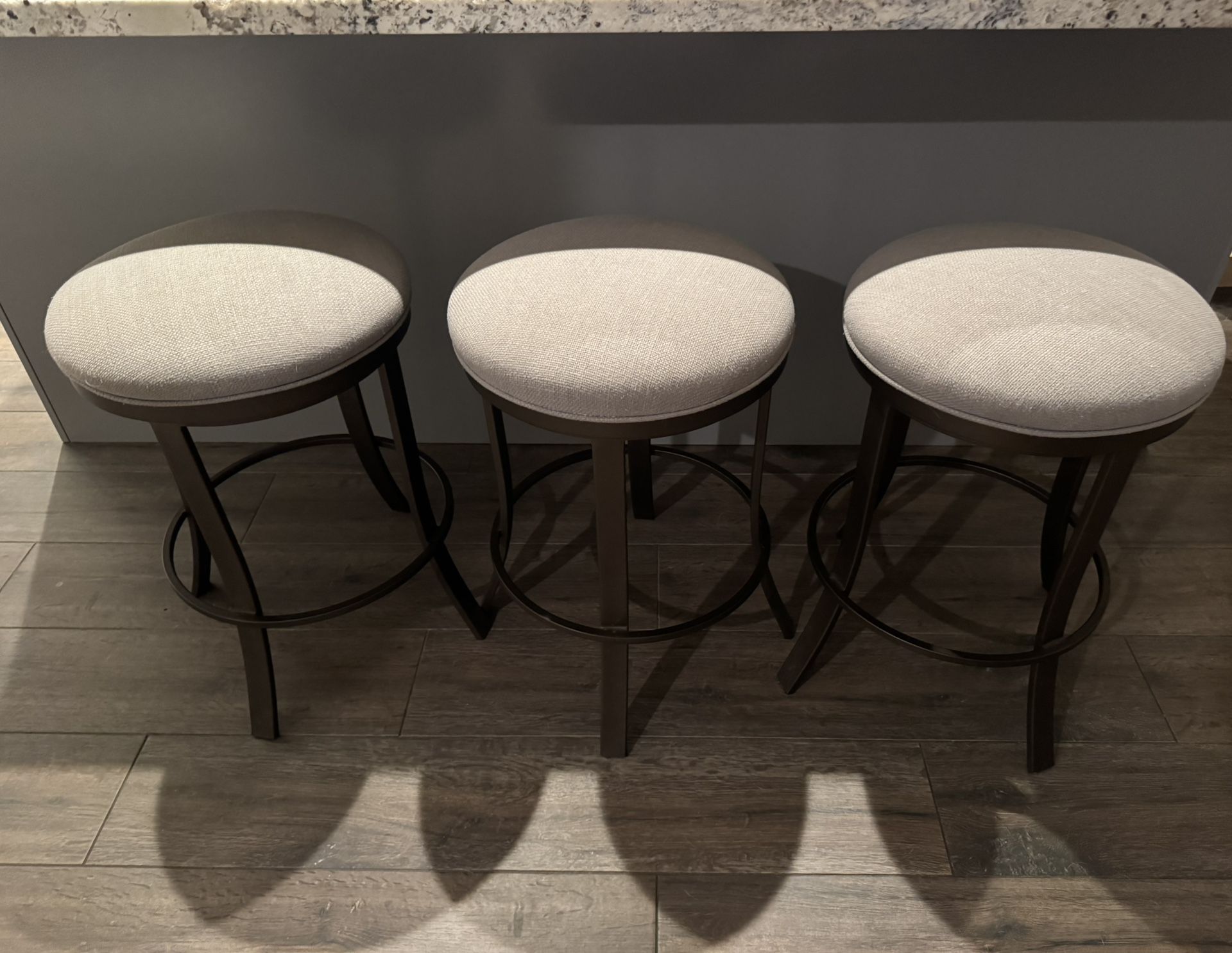 3 Bar Stools