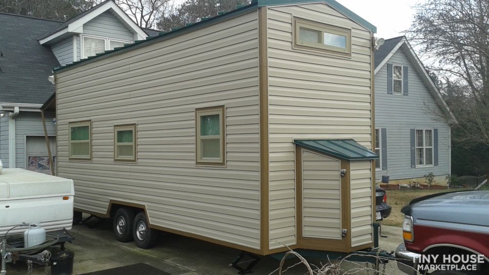 Brand New & Spacious Tiny Home on Wheels!! 45,600