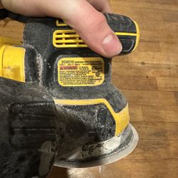Dewalt XR Orbital Sander W/battery And Charger