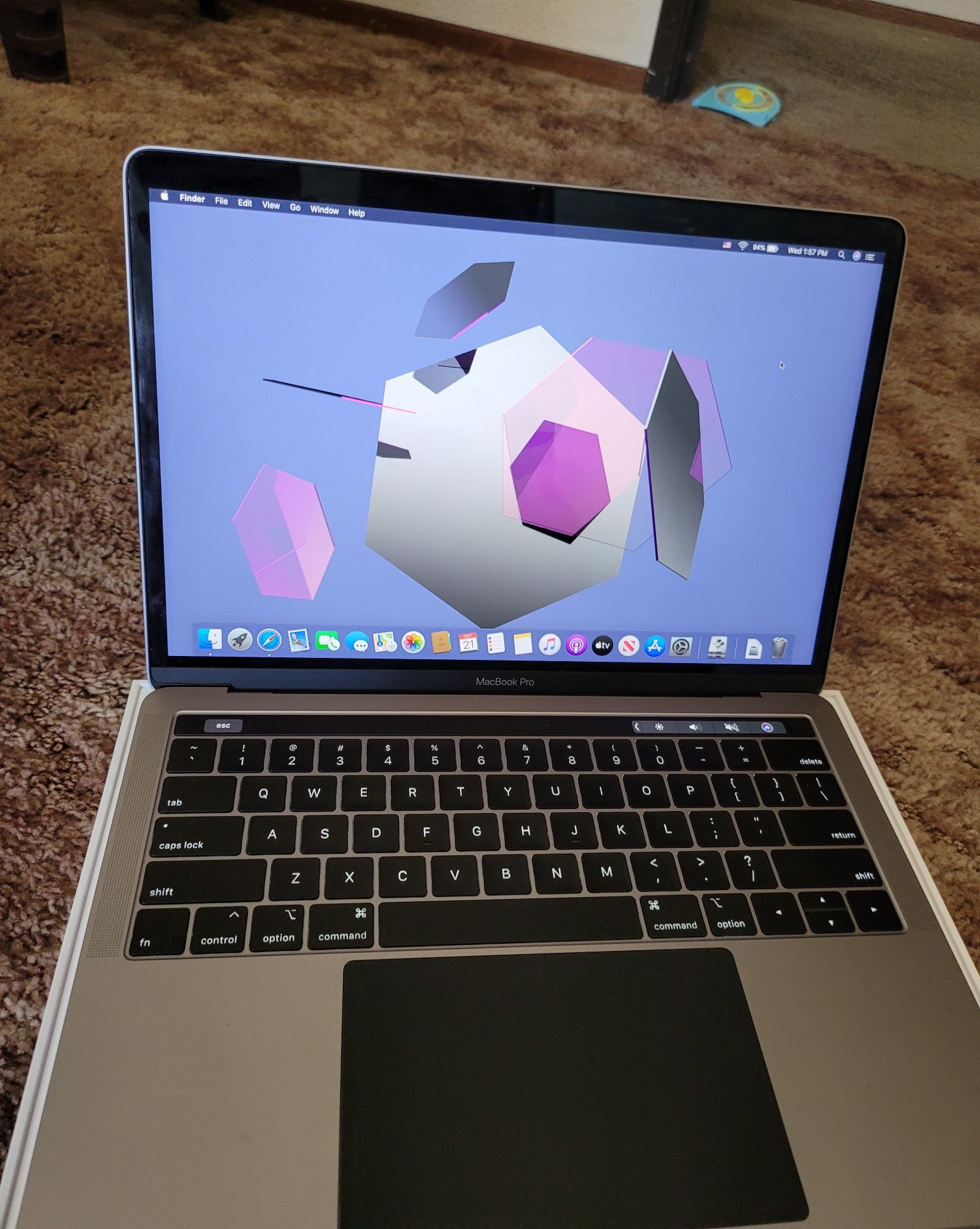 2019 MacBook Pro Premium 2.4 ghz (turbo boost upto 4.1ghz) quad core processor