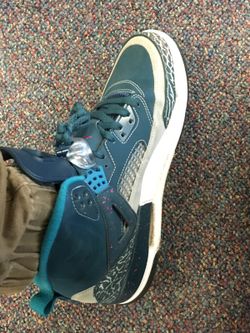Jordan spizike size 9.5