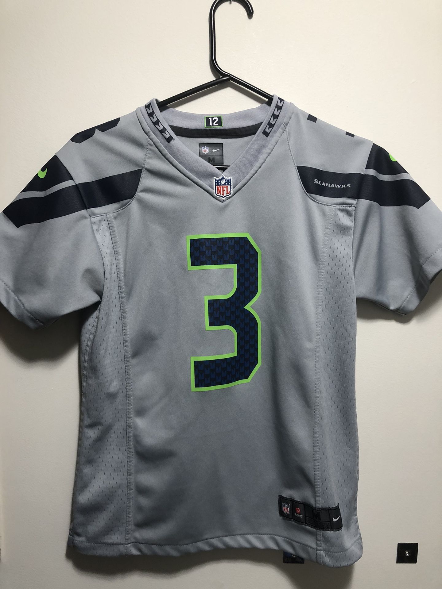 NIKE NFL ONFIELD Seattle Seahawks #3 Russell Wilson jersey gray boys Medium