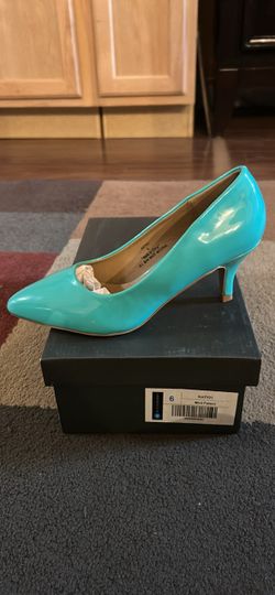 Mint Patent Kitten Heel Pumps Size 6