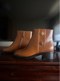 Tory Burch Boots