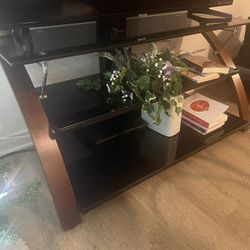 Living Room TV Stand, Center And Lamp Pieces