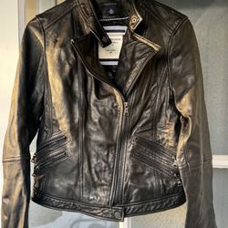 Vintage Women’s Tommy Hilfiger Leather Jacket, Size M