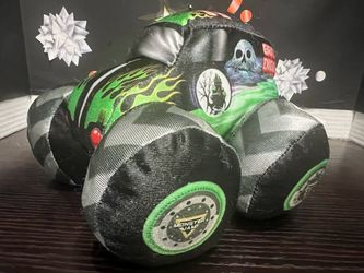 MONSTER JAM TRUCK PLUSH “GRAVE DIGGER” WITH ENGINE SOUND -7 INCH NEW